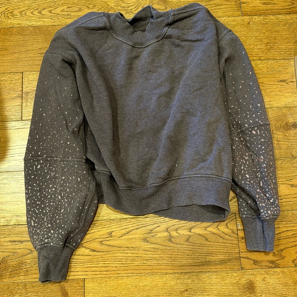 Lululemon x Soul Cycle SE sweatshirt 4